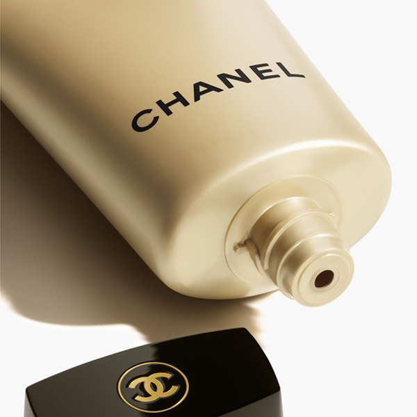 SUBLIMAGE GEL-TO-OIL CLEANSER | CHANEL | ПОЧИСТВАЩО ГЕЛ-ОЛИО ЗА НЕПОВТОРИМ КОМФОРТ И СИЯНИЕ