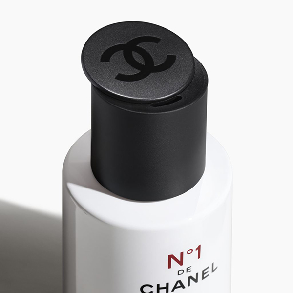 N°1 DE CHANEL POWDER-TO-FOAM CLEANSER | CHANEL | ПОЧИСТВА – ПРЕМАХВА ЗАМЪРСЯВАНИЯТА – ОЗАРЯВА